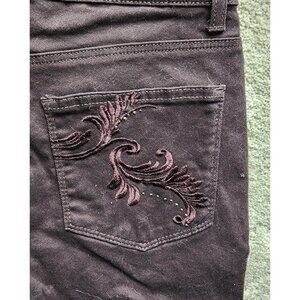 Snazzy Classic Fit Lee Jeans